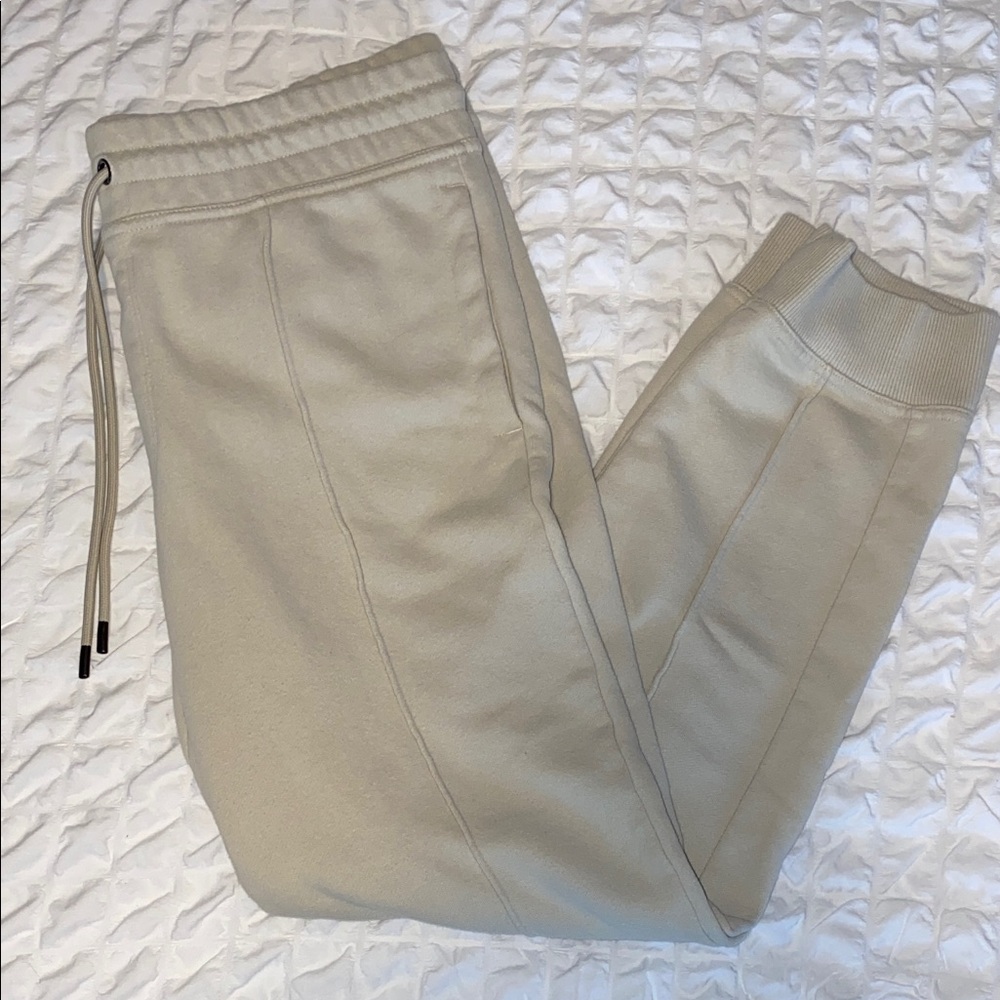 Goodfellow & Co Men’s Light Tan Joggers
